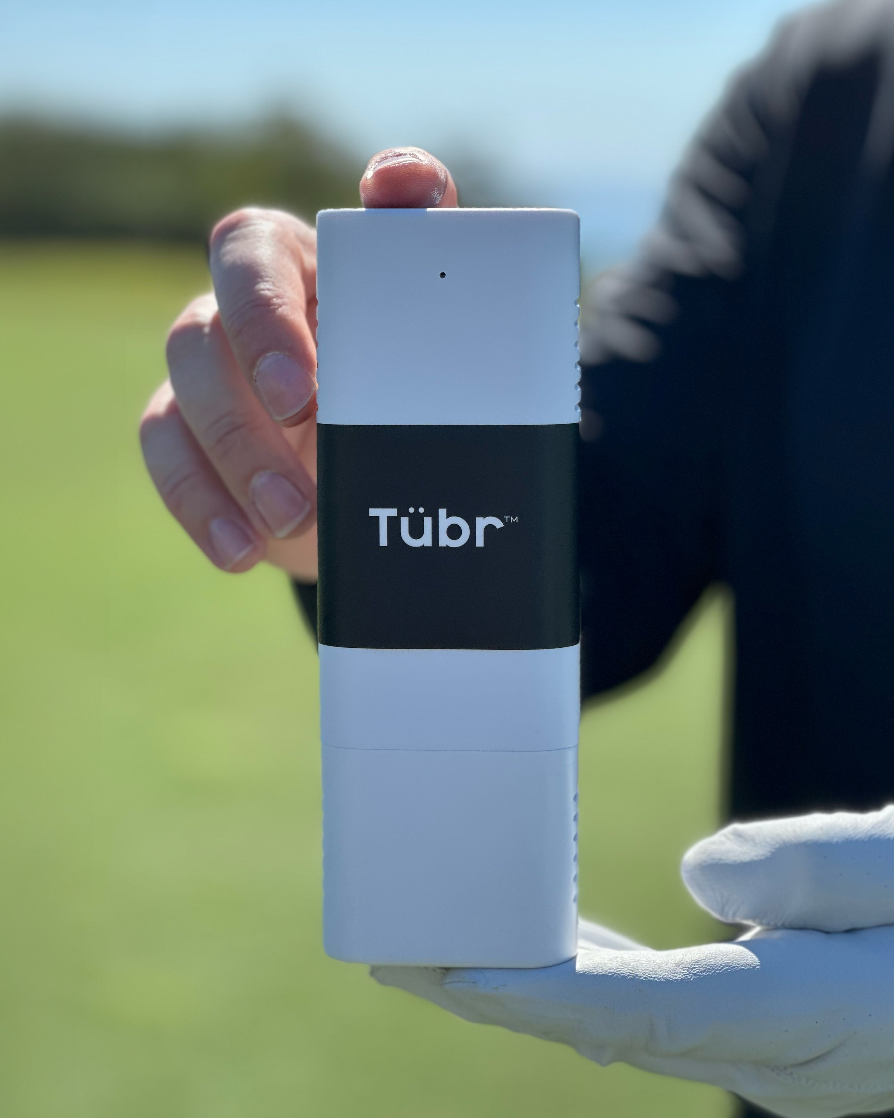 Lightweight airtight waterproof cigar storage case. Ideal for travel, golf, gifting, and keeping cigars fresh anywhere. White Frost on the golf course.