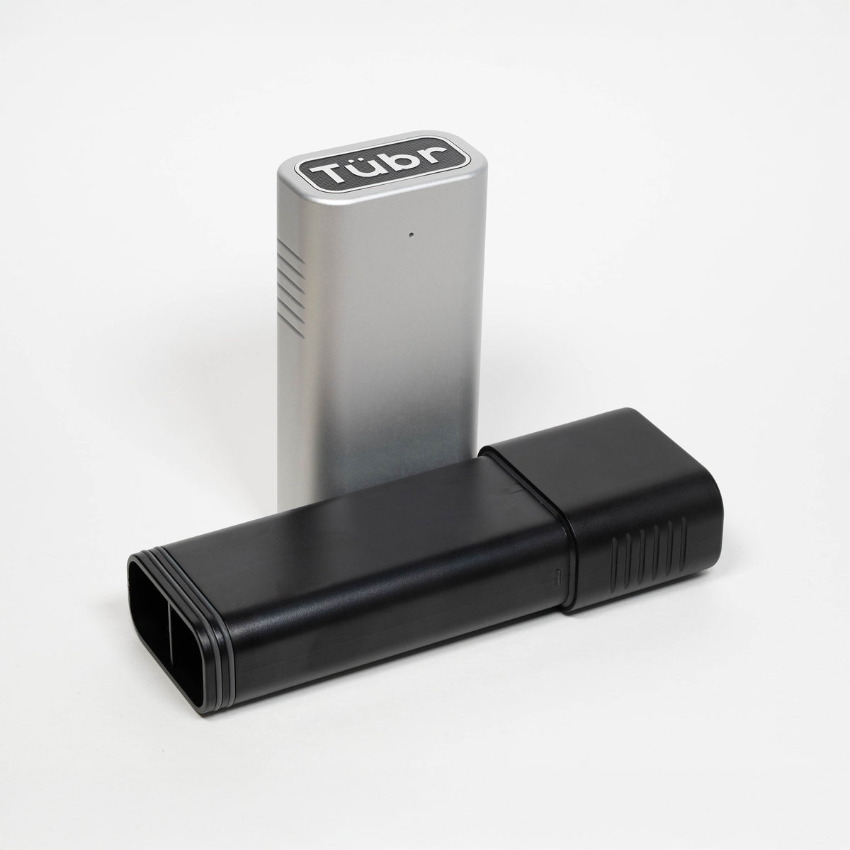 Blog5-thumbnail-silver-black-open