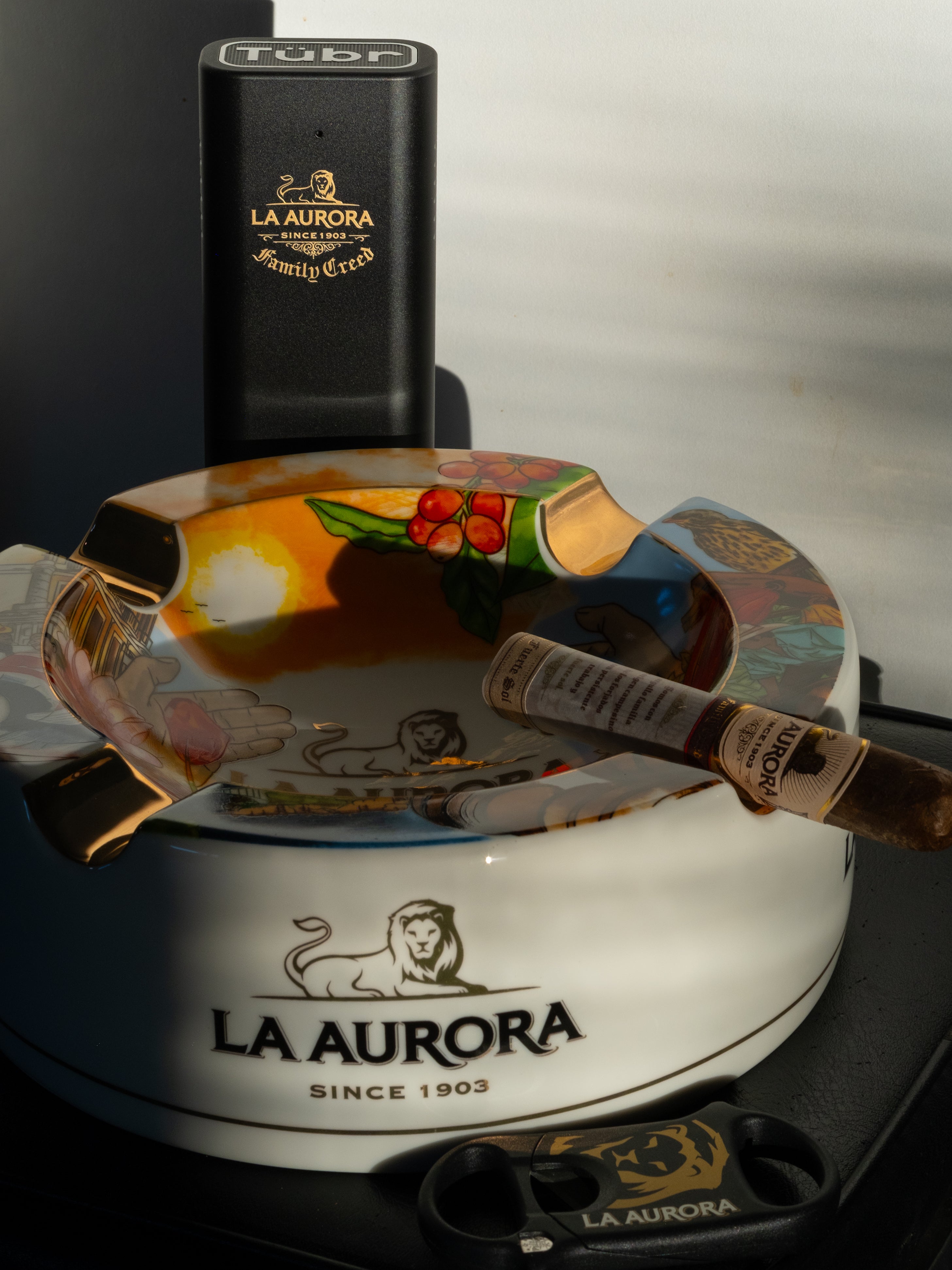 La Aurora × Tübr Gordo Alümen