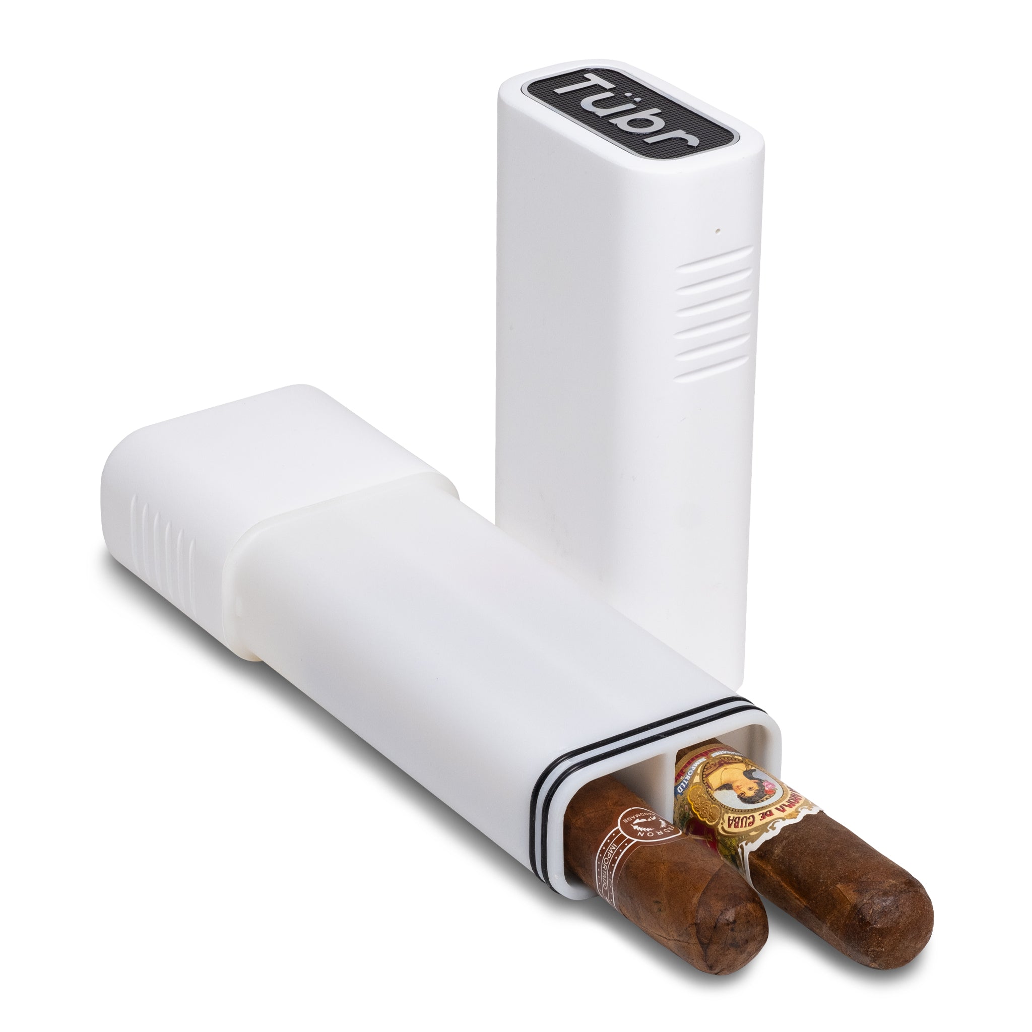 Gordo is Tubr Storage that keeps cigars fresh and protected. When it’s closed, it has a hermetic seal to keep your cigars at peak freshness.